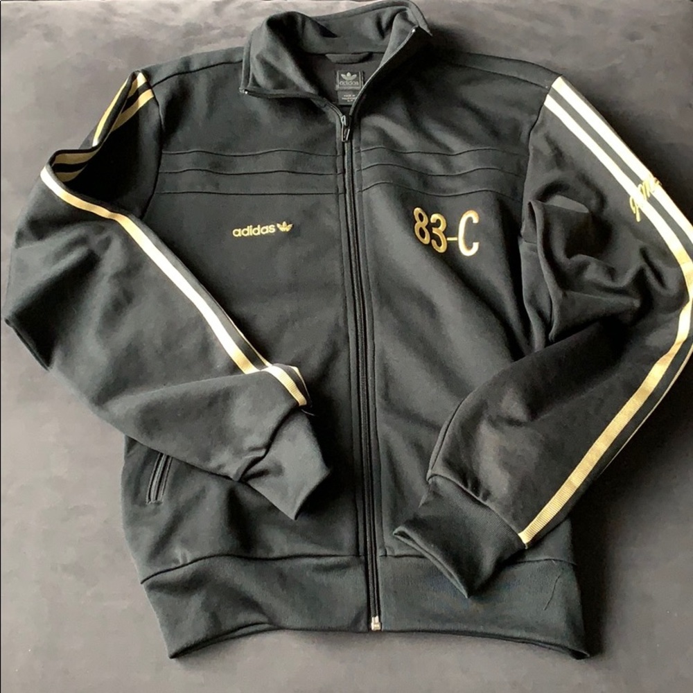 Zip sweatshirt